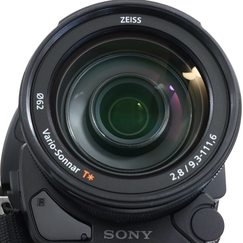 FDR-AX700 FDR-AX700/BC