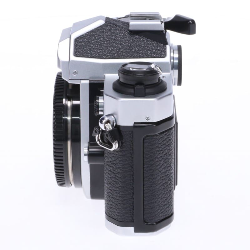 New FM2 シルバー