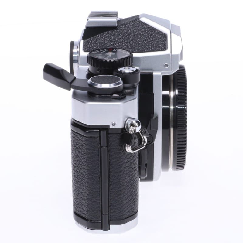 New FM2 シルバー