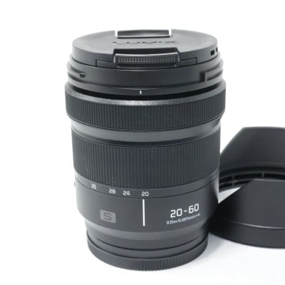 LUMIX S 20-60mm F3.5-5.6 S-R2060