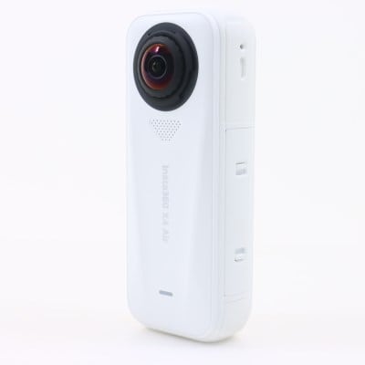 Insta360 X4 Air スターターバンドル アークティックホワイト CINSAAFA-SE17
